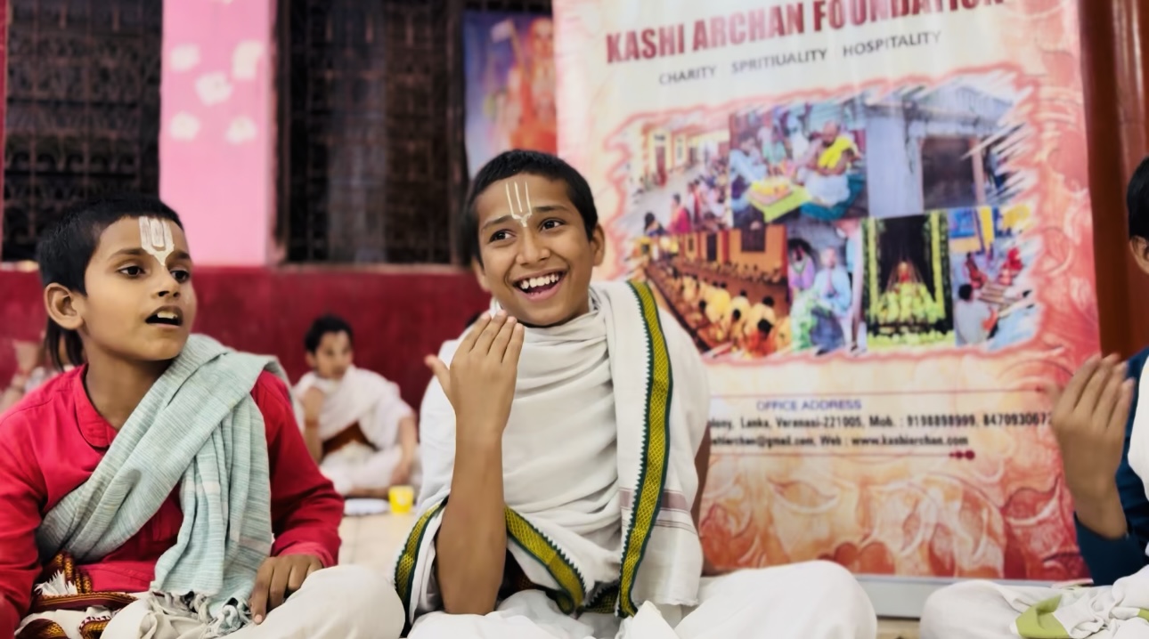 Vedic Pathshala Batuk Brahmins Annadaan Seva on Kalashtami